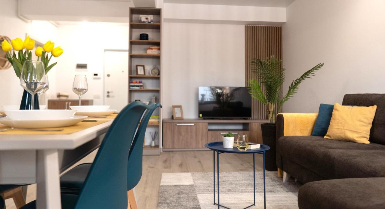 'Just Like Home' Apartment - With Private Parking Place Galati  Ngoại thất bức ảnh