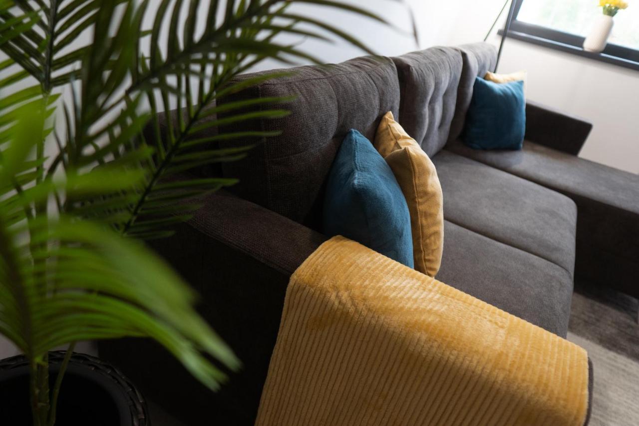 'Just Like Home' Apartment - With Private Parking Place Galati  Ngoại thất bức ảnh