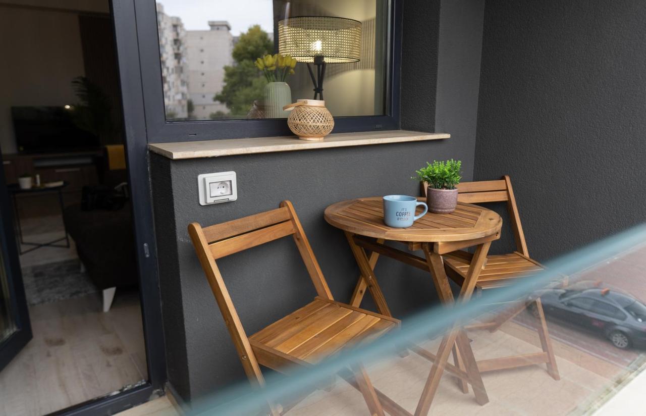 'Just Like Home' Apartment - With Private Parking Place Galati  Ngoại thất bức ảnh